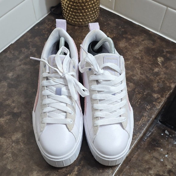 Puma Women's Sneakers - White and Pink - Picture 2 of 8